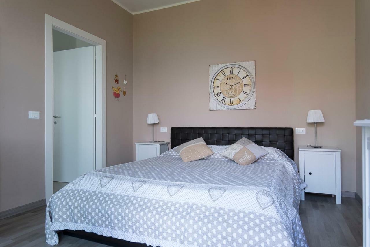 Double Room,879358985:JPEG